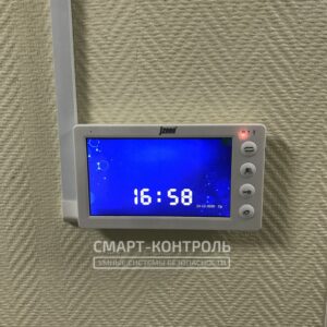 Заставка видеодомофона Кариан